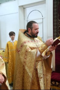 Божественная литургия в храме во имя Всех Святых, в земле Российской просиявших, г. Саратова