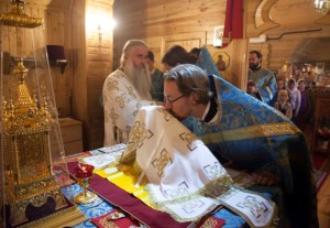 Божественная литургия в храме в честь Рождества Пресвятой Богородицы г.Саратова