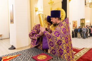 Божественная литургия в храме святителя Спиридона Тримифунтского г. Саратова
