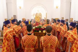 Божественная литургия в Свято-Алексиевском женском монастыре г. Саратова