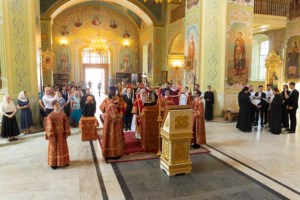 Таинство Венчания в Покровском храме г. Саратова