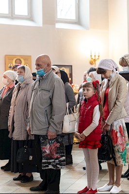 Божественная литургия в храме в честь иконы Божией Матери «Всех скорбящих Радость» г. Саратова