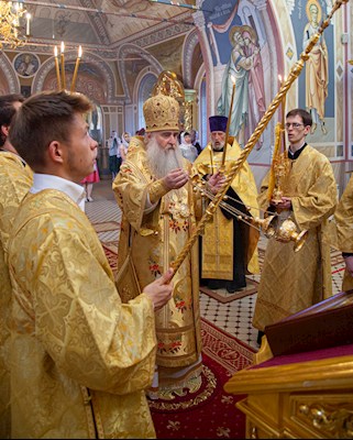 Всенощное бдение в Свято-Троицком кафедральном соборе г. Саратова