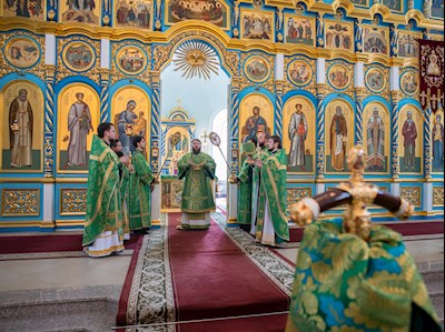 Митрополит Игнатий совершил Божественную литургию в Свято-Сергиевском женском монастыре села Алексеевка Базарно-Карабулакского района
