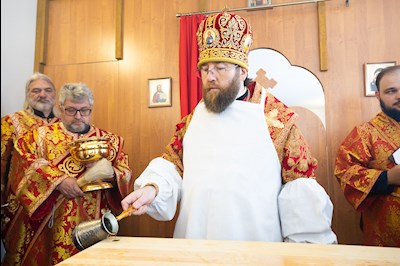 Митрополит Игнатий совершил Великое освящение храма Архангела Михаила с. Курдюм и первую Божественную литургию в новоосвященном храме