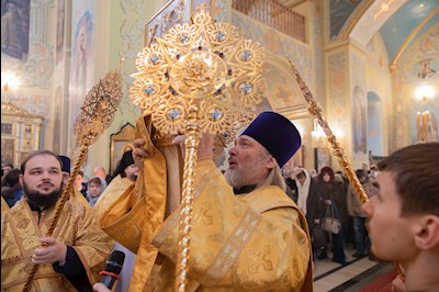 Митрополит Игнатий совершил Божественную литургию в Покровском соборе г. Саратова
