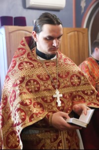 Божественная литургия в Свято-Троицком кафедральном соборе г. Саратова