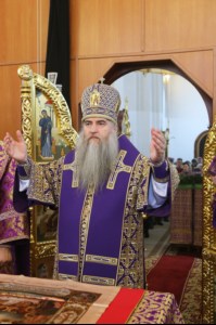 Божественная литургия в храме великомученика Георгия Победоносца г. Саратова