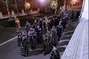 Утреня с Чином погребения в храме в честь Сошествия Святого Духа г.Саратова