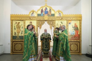 Божественная литургия в храме блаженной Ксении Петербургской г. Саратова на территории ИТК УШ-382/33