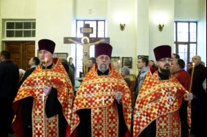 Всенощное бдение на Архиерейском подворье — храме во имя преподобного Серафима Саровского г.Саратова