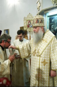Божественная литургия в храме в честь Покрова Пресвятой Богородицы р.п. Новые Бурасы