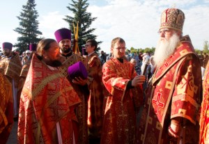 Божественная литургия в Вавиловом Доле