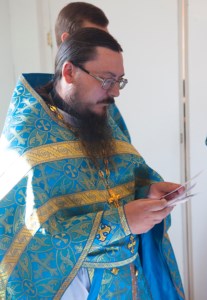 Божественная литургия в храме в честь Успения Пресвятой Богородицы п. Возрождение Хвалынского района