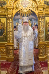 Митрополит Лонгин совершил чин Великого освящения воды