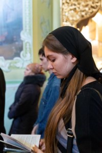 Великое повечерие с чтением канона преподобного Андрея Критского в храме Покрова Пресвятой Богородицы г. Саратова