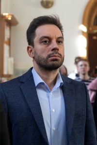 Литургия Преждеосвященных Даров, малое повечерие и утреня Великого Четвертка на Архиерейском подворье — в храме во имя святых равноапостольных Мефодия и Кирилла при СГУ