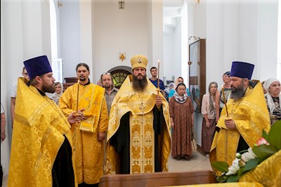 Всенощное бдение в Княже-Владимирском храме Саратова