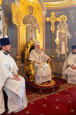 Божественная литургия в Свято-Троицком кафедральном соборе г. Саратова