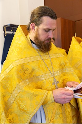 Епископ Манхэттенский Николай совершил Божественную литургию в храме святителя Николая Японского г. Саратова