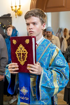 Божественная литургия в храма в честь иконы Божией Матери «Всех скорбящих Радость» г. Саратова