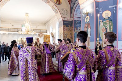 Божественная литургия в Свято-Никольском мужском монастыре г. Саратова