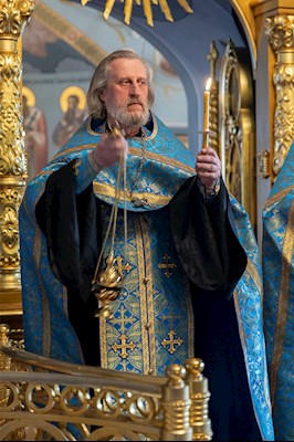 Утреня с чтением акафиста в Свято-Троицком кафедральном соборе г. Саратова
