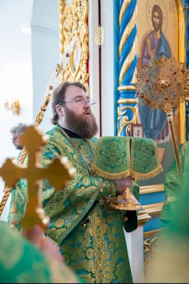 Митрополит Игнатий совершил Божественную литургию в Свято-Сергиевском женском монастыре села Алексеевка Базарно-Карабулакского района