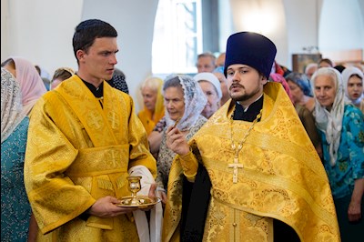 Митрополит Игнатий совершил всенощное бдение в Петропавловском храме г. Саратова