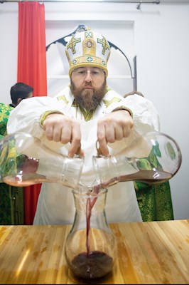 Митрополит Игнатий совершил Великое освящение храма преподобного Серафима Саровского р.п. Татищево и первую Божественную литургию в новоосвященном храме
