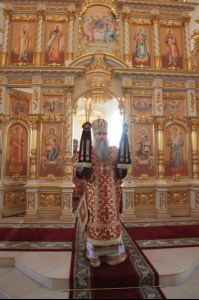 Божественная литургия в Свято-Троицком кафедральном соборе города Вольска