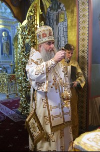 Божественная литургия в Свято-Троицком кафедральном соборе г. Саратова