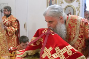 Божественная литургия в храме в честь Покрова Пресвятой Богородицы р.п. Новые Бурасы