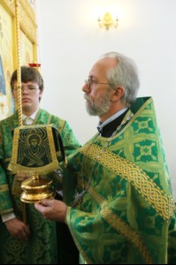 Божественная литургия в храме блаженной Ксении Петербургской г. Саратова на территории ИТК УШ-382/33