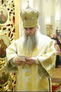 Божественная литургия на Архиерейском подворье — храме во имя преподобного Серафима Саровского г.Саратова