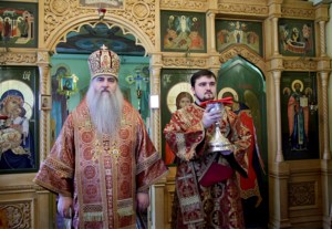 Божественная литургия в тюремном храме во имя святителя и чудотворца Николая при ОТБ №1 г. Саратова