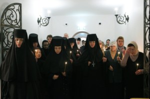 Божественная литургия и Великое освящение в Свято-Алексиевском женском монастыре г. Саратова