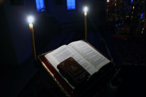 Великое повечерие с чтением канона преподобного Андрея Критского в Свято-Троицком кафедральном соборе г. Вольска