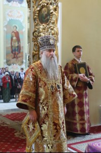 Вечерня в соединении с Литургией Василия Великого и Чин умовения ног в храме в честь Покрова Пресвятой Богородицы г.Саратова