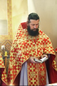 Божественная литургия в храме во имя святого благоверного великого князя Димитрия Донского села Столыпино Балтайского района