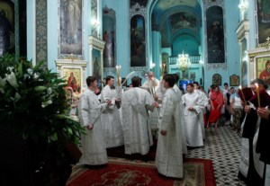 Всенощное бдение в храме в честь Сошествия Святого Духа г.Саратова