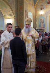 Всенощное бдение в храме в честь Покрова Пресвятой Богородицы г. Саратова