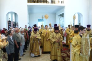 Божественная литургия в храме святых первоверховных апостолов Петра и Павла г. Красноармейска