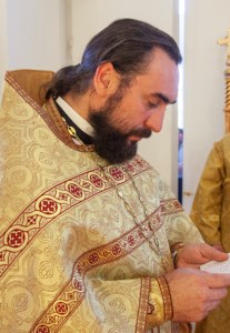Божественная литургия в храме во имя святых первоверховных апостолов Петра и Павла г. Аткарска