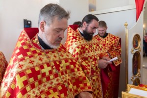 Божественная литургия в храме в честь Воскресения Христова с. Ивано-Языковка Аткарского района