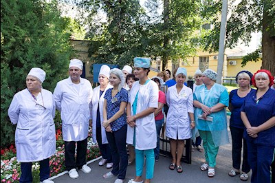 Божественная литургия в храме во имя великомученика и целителя Пантелеимона г. Саратова