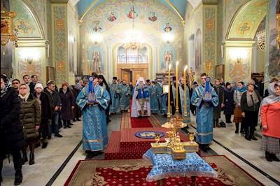 Всенощное бдение в храме Покрова Пресвятой Богородицы г. Саратова
