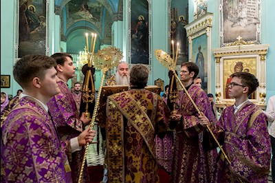 Всенощное бдение в храме в честь Сошествия Святого Духа г. Саратова