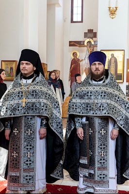 Литургия Преждеосвященных Даров и монашеский постриг в Свято-Алексиевском женском монастыре г. Саратова