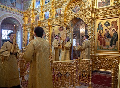 Всенощное бдение в Свято-Троицком кафедральном соборе г. Саратова